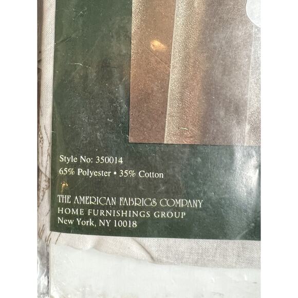 Vintage Sheer Gold Angels Tablecloth Amrose Angelica 60x84 made USA - Picture 2 of 4